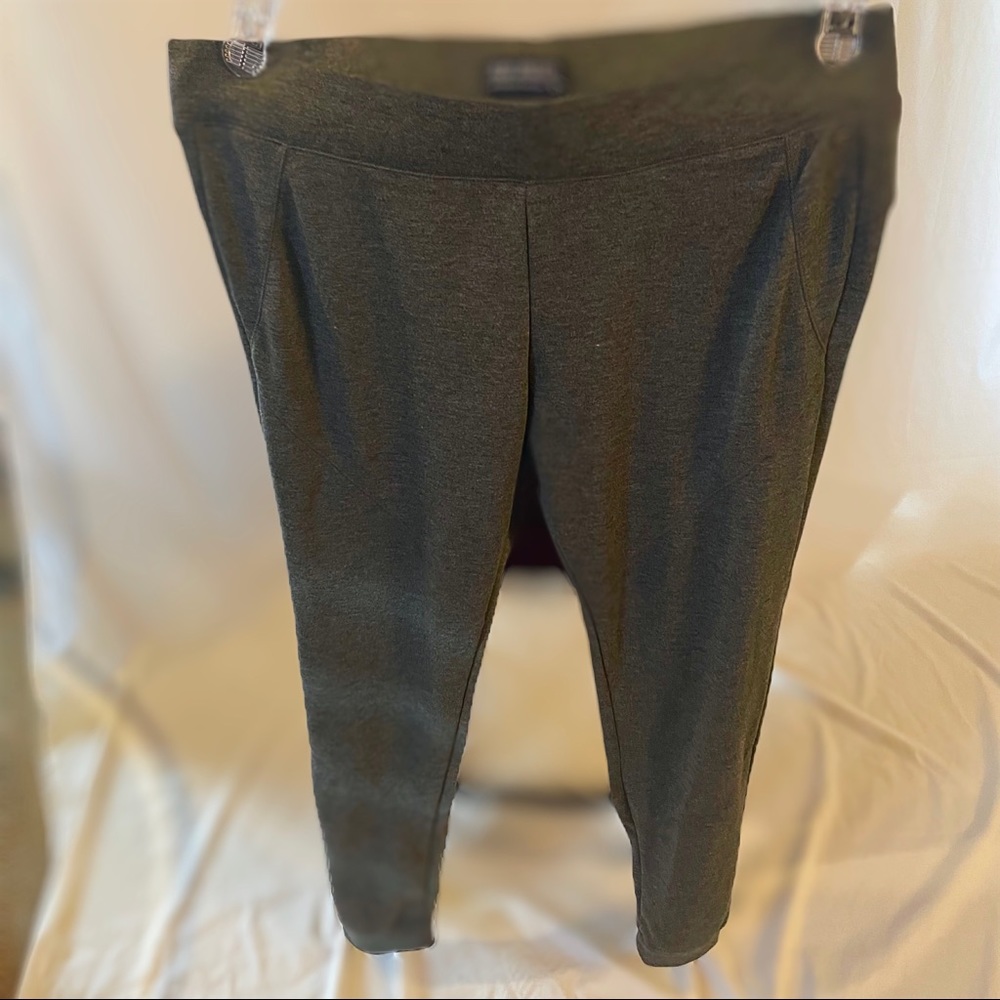 American Eagle Outfitters women’s gray joggers size XXL NWT